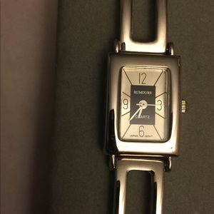 EUC Women Quartz Watch